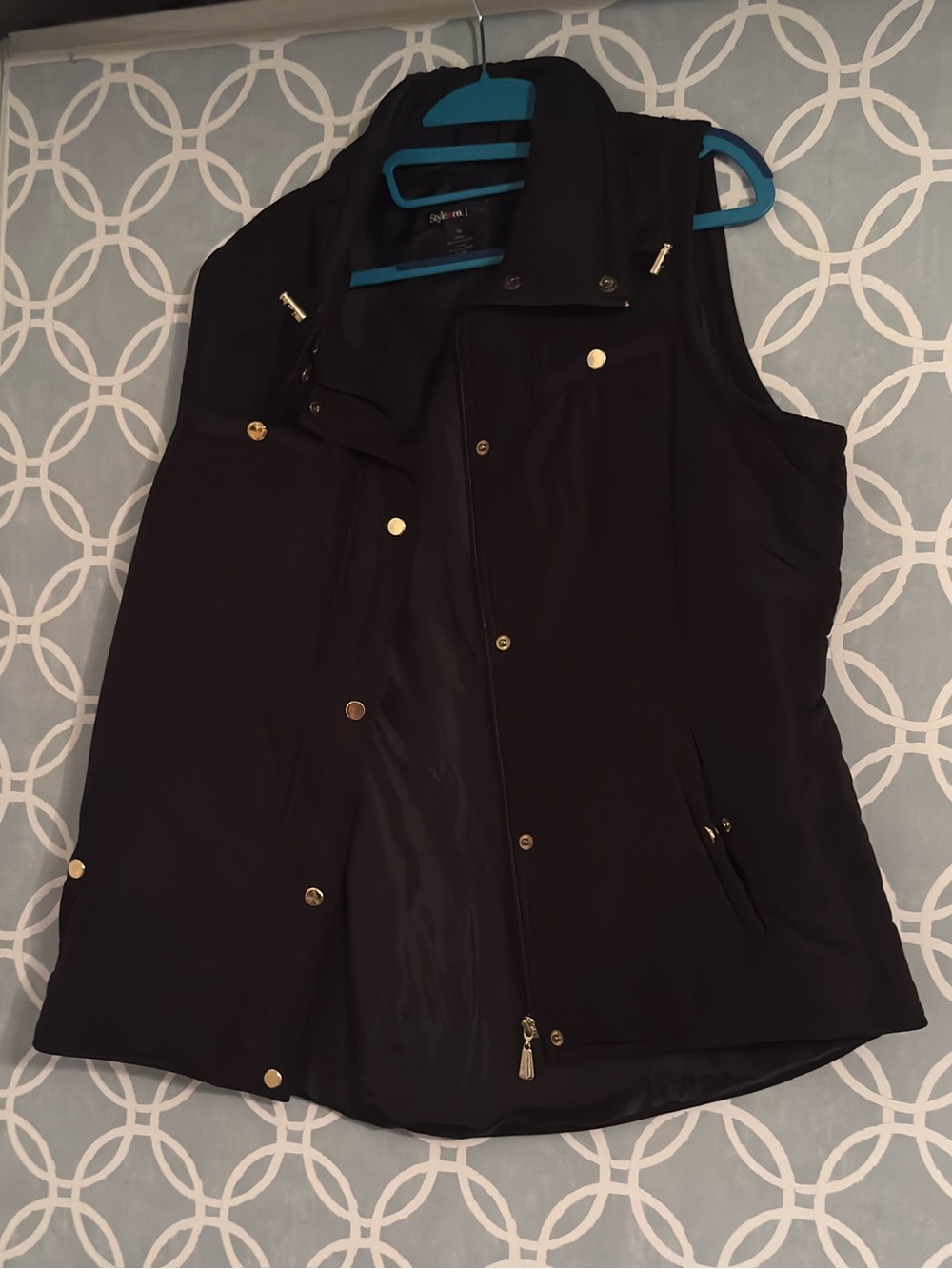 Black vest